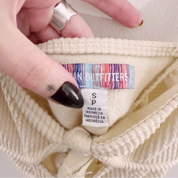 Urban Outfitters Ivory Sleeveless Early Hours Cropped Tank Top Ribbed - Picture 3 of 5